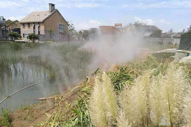 用在溫室大棚、催芽室等場所，彌漫的霧氣能夠給作物營造較好的生長條件