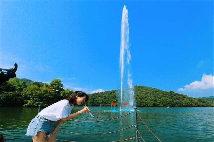 吶喊噴泉