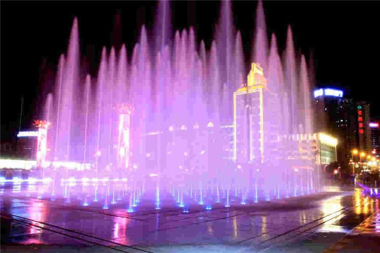 噴泉水景